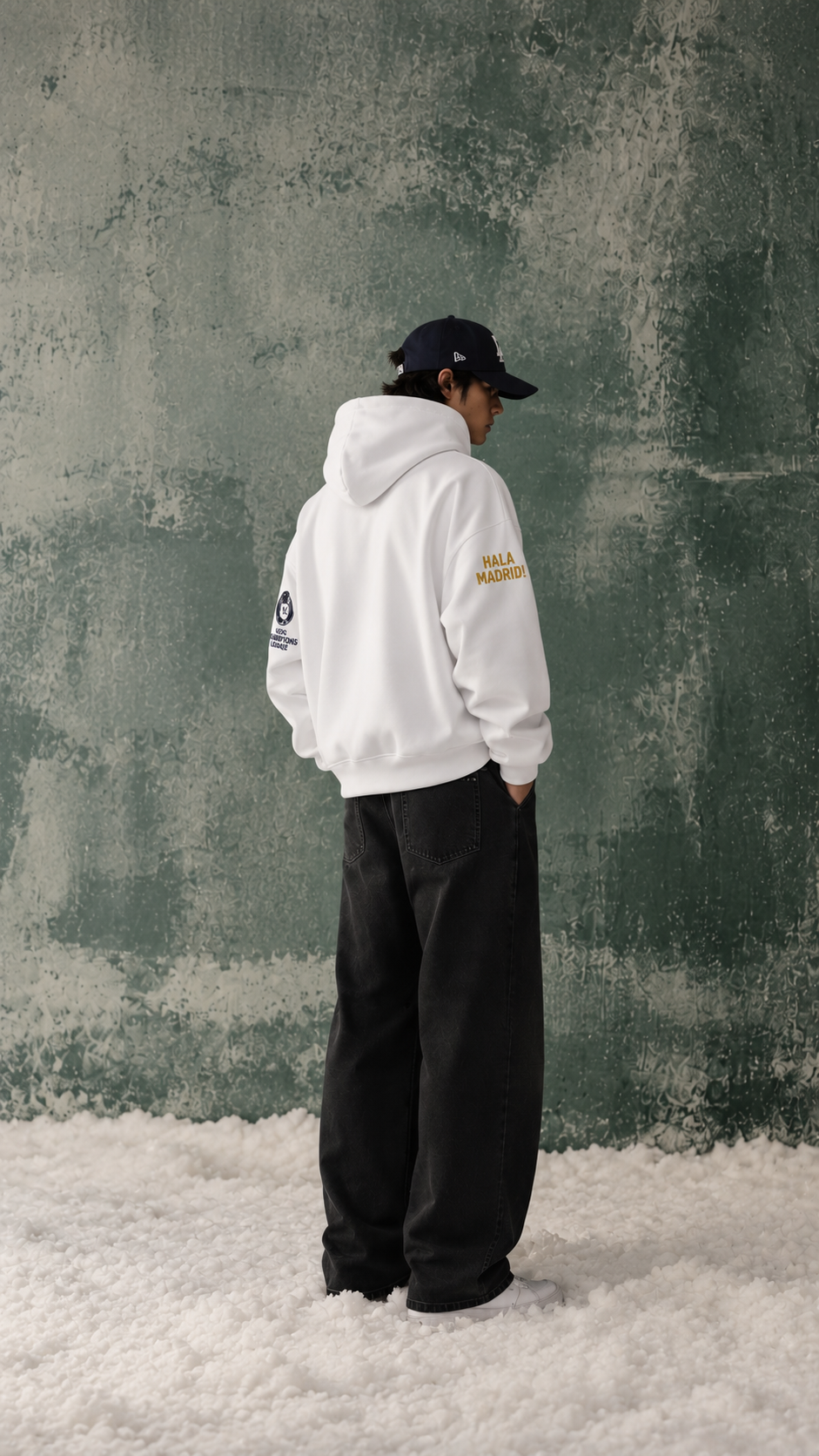 Real Madrid White Hoodie – Hala Madrid Edition